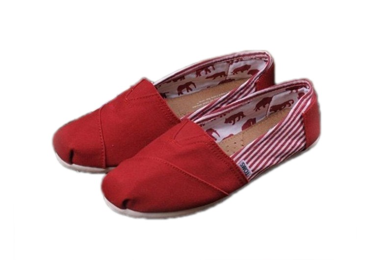 נעלי-טומס-TOMS-SHOES-CLASSIC-RED-CANVAS.jpg