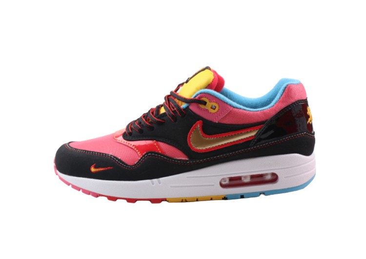 Nike-Air-Max-90-TICKLE-ME-PINK-WITCH-HAZE-1