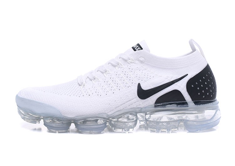 Nike-Air-Vapor-Max-Flyknit-2.0W-White-Black-Logo-4